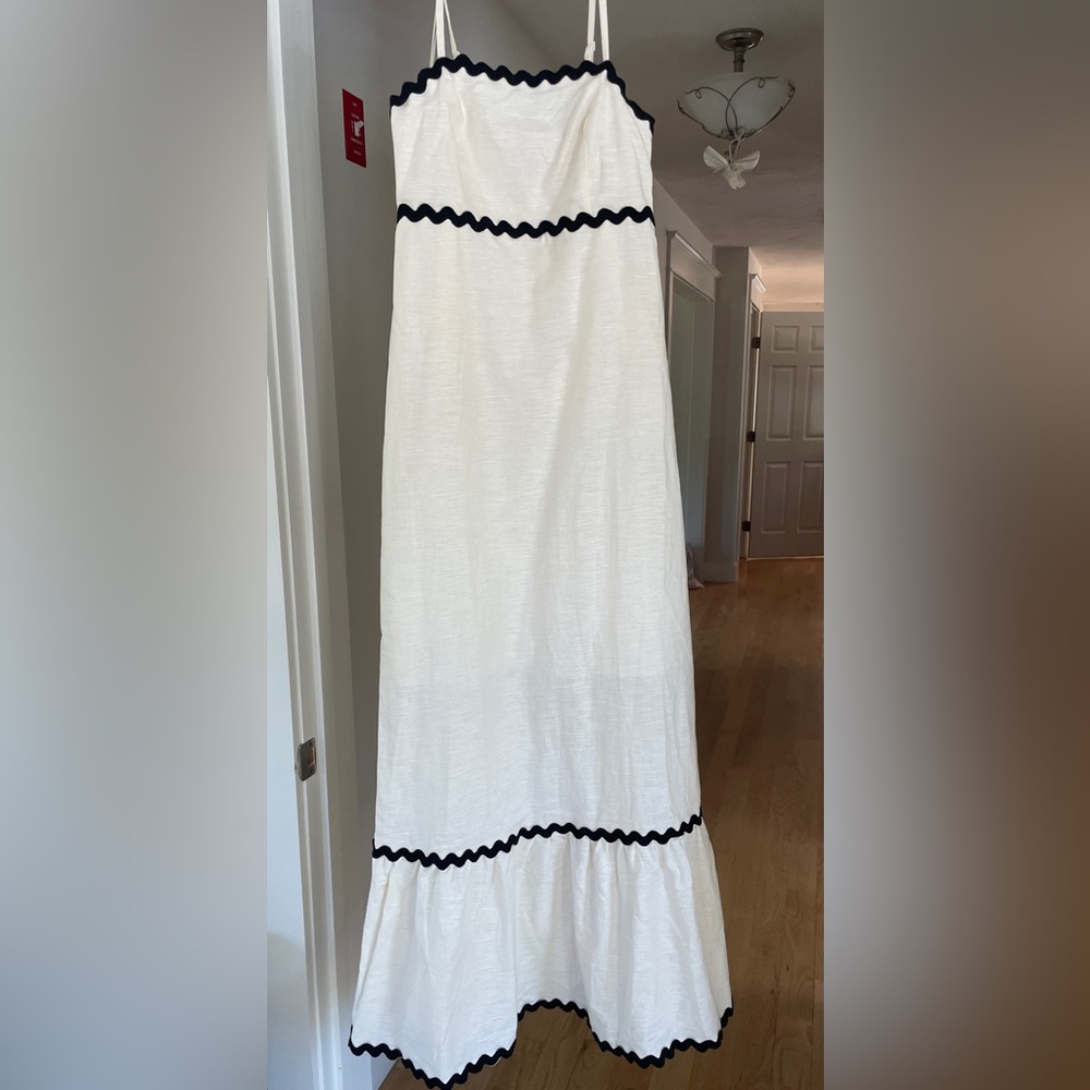 Sincerely Jules cream maxi Sundress black.trim. NWT size Xs